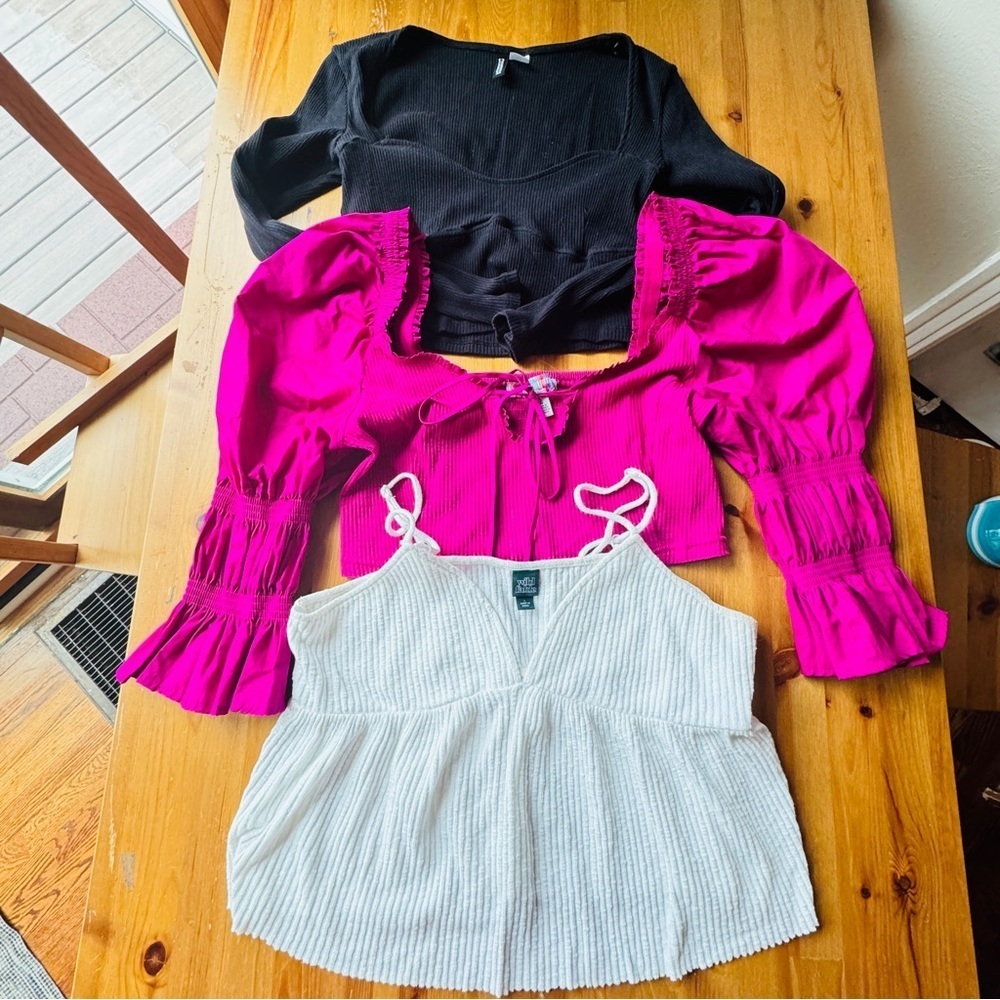 Cropped top bundle - Picture 1 of 7